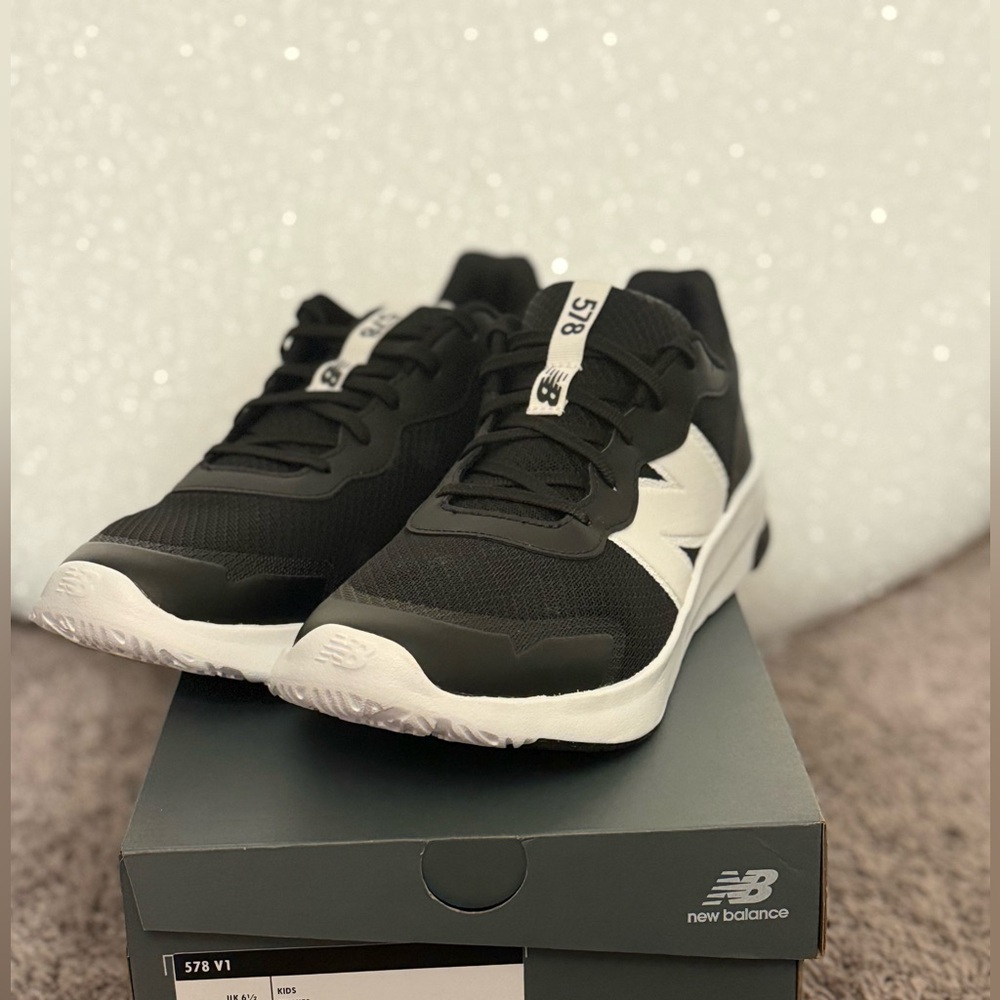 New Balance Kids 578 V1 Black/White Shoes